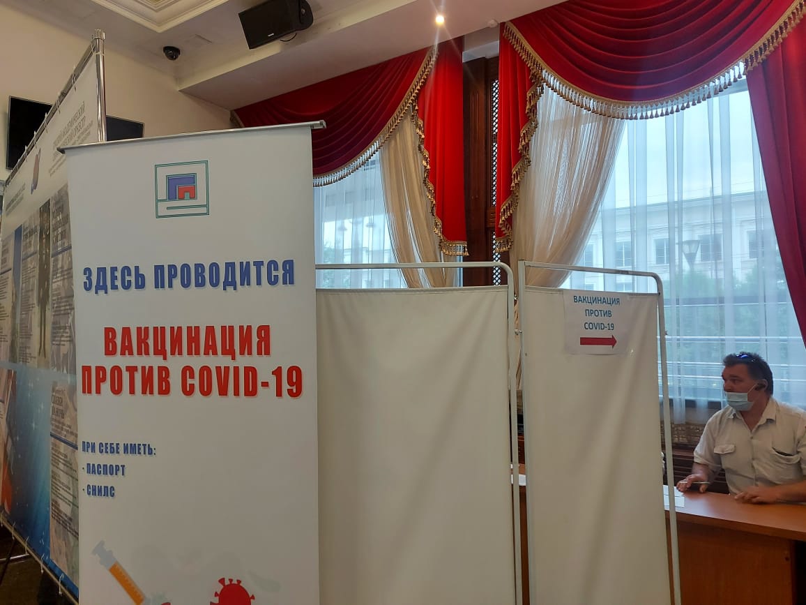 В России начнут тестировать единую вакцину от ковида и гриппа #Новости #Общество #Омск