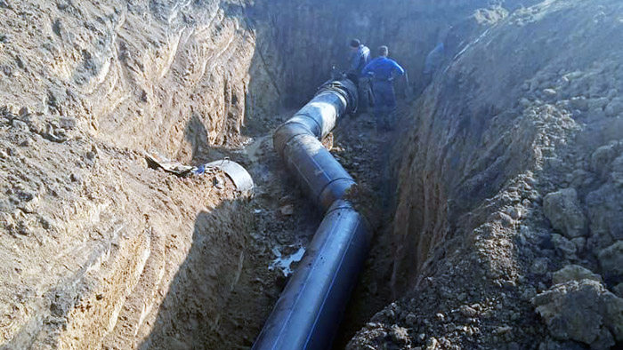 В Омской области аварийные участки водопроводов заменяют пластиком #Новости #Общество #Омск