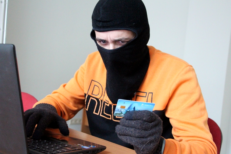 Омичей предупредили о росте числа сайтов-двойников госуслуг #Омск #Общество #Сегодня Омичей предупредили о росте числа сайтов-двойников госуслуг #Омск #Общество #Сегодня