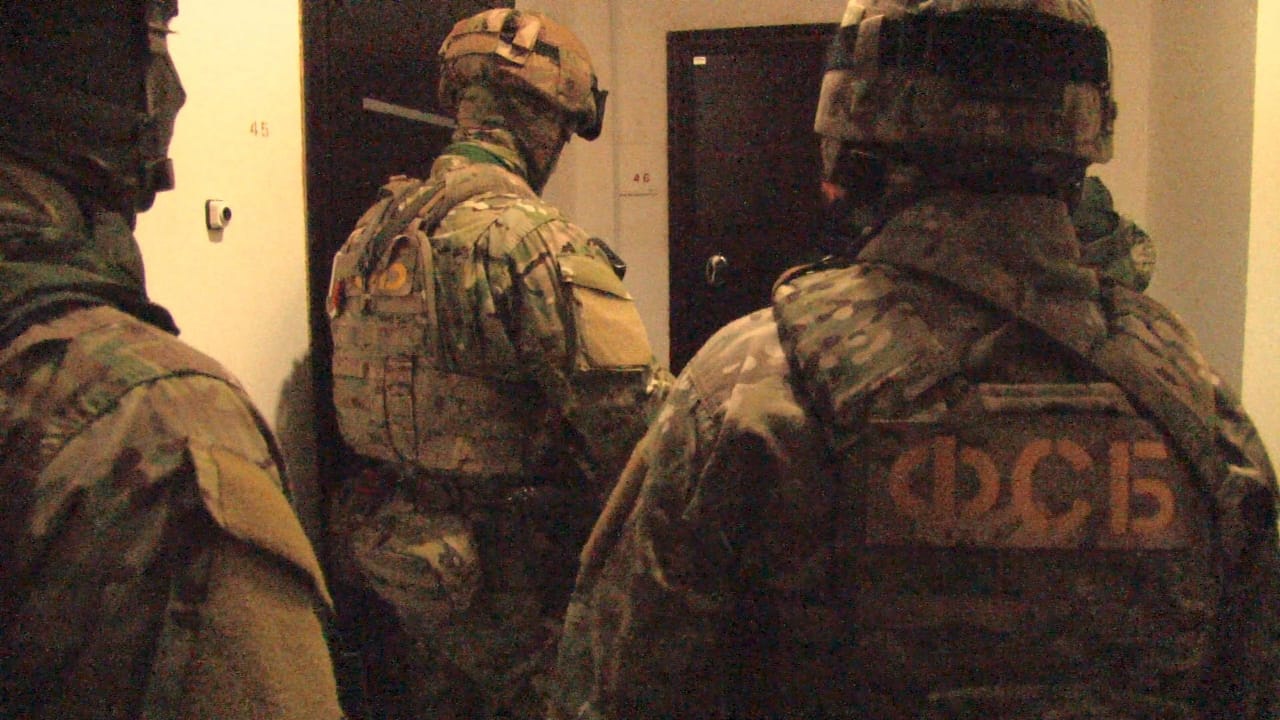 В Омске обезвредили банду, занимавшуюся производством боевого оружия #Омск #Общество #Сегодня