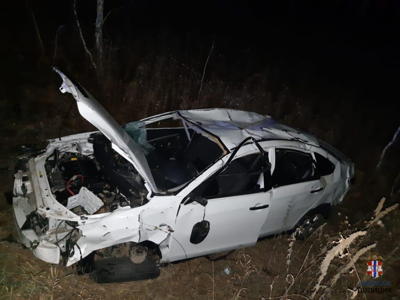 Под Омском 17-летняя девушка села за руль иномарки и погибла #Омск #Общество #Сегодня