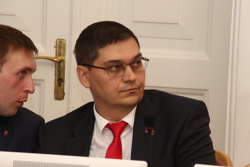 Омский горсовет лишился еще одного депутата #Омск #Общество #Сегодня Омский горсовет лишился еще одного депутата #Омск #Общество #Сегодня