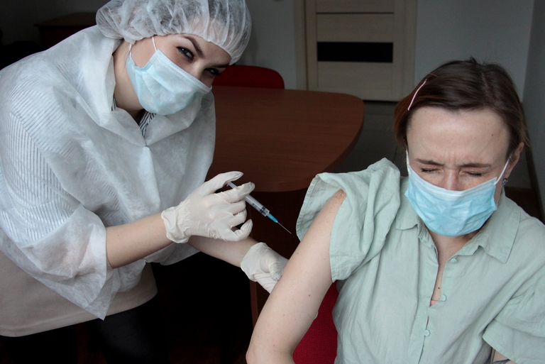 Где в Омске можно поставить прививку от коронавируса? #Новости #Общество #Омск