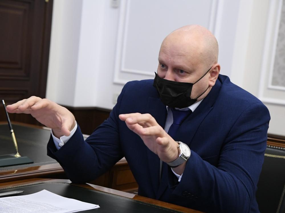 Шелест отрицает участие в выборах мэра Омска #Новости #Общество #Омск