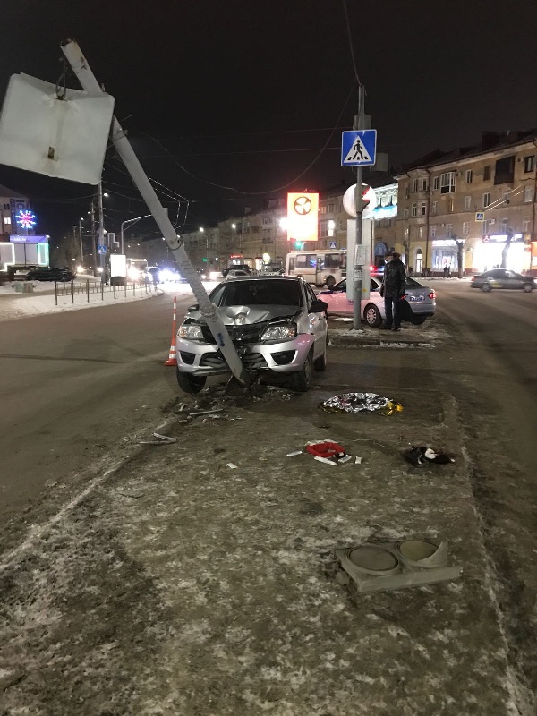 На водителя, сбившего пешехода на «островке безопасности» у «Кристалла», завели дело #Новости #Общество #Омск