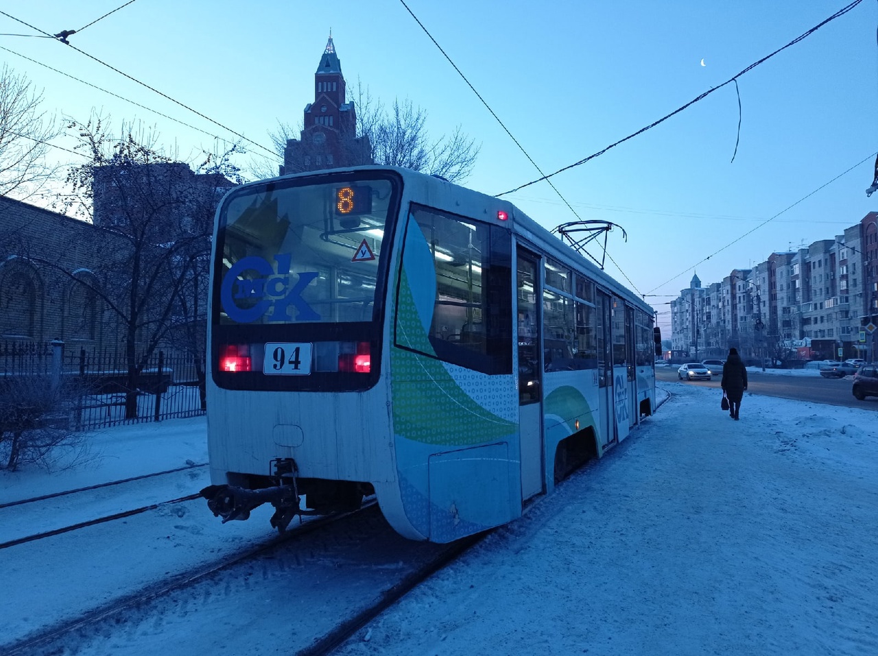 В центре Омска из-за обрыва проводов встали трамваи #Новости #Общество #Омск