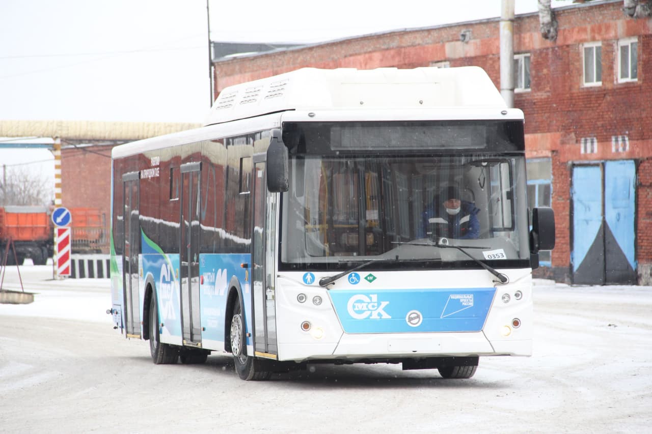 Как будут ходить автобусы в Омске с 1 по 9 января? #Омск #Общество #Сегодня