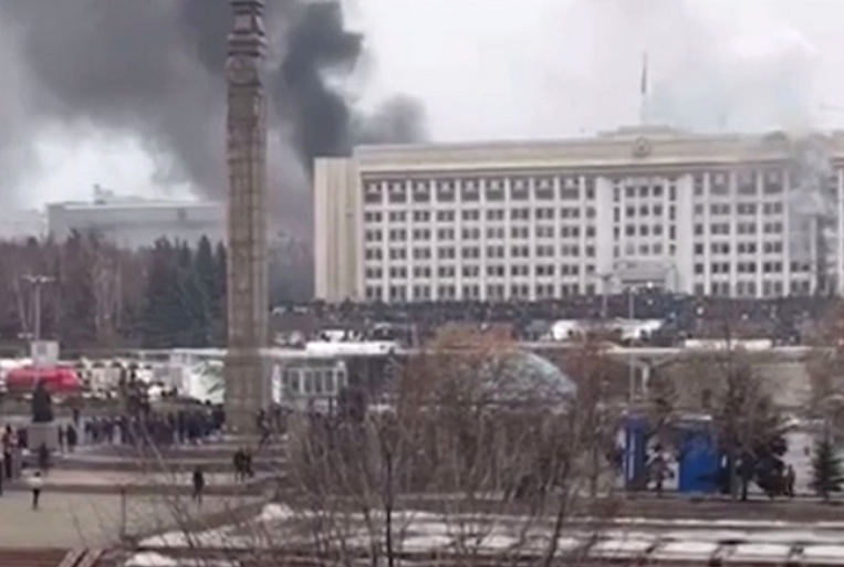 В Кремле прокомментировали беспорядки в Казахстане #Омск #Общество #Сегодня