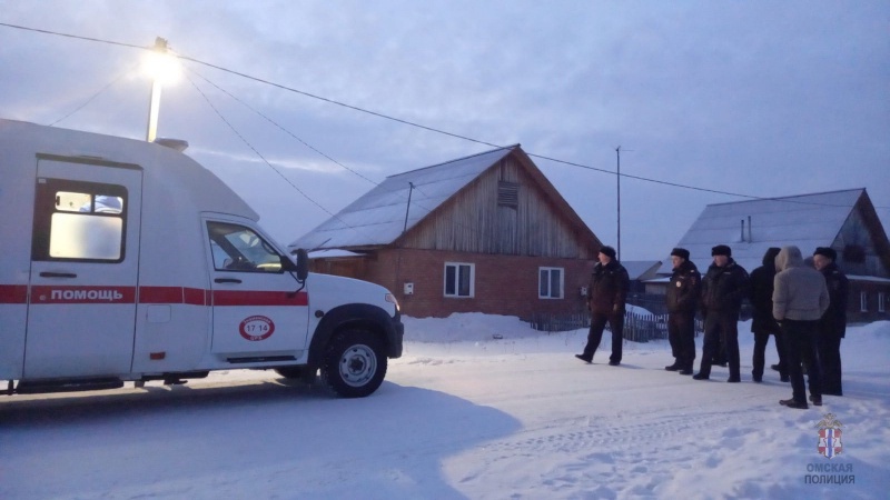 Житель Омской области закрылся в доме с племянником и угрожал поджогом #Новости #Общество #Омск