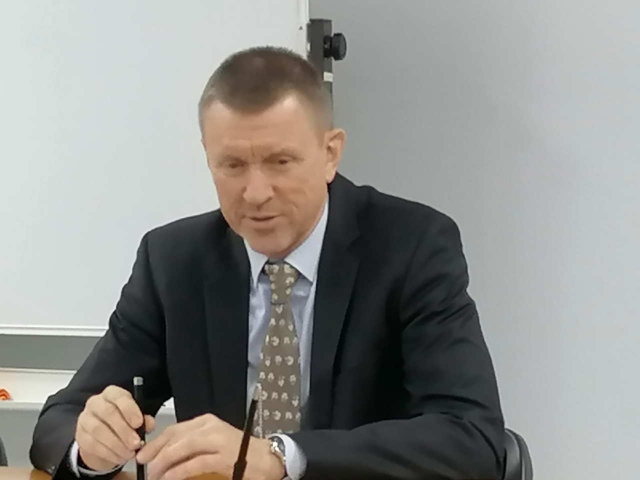Журналистам показали самолет, который будет базироваться в Омске #Новости #Общество #Омск Журналистам показали самолет, который будет базироваться в Омске #Новости #Общество #Омск