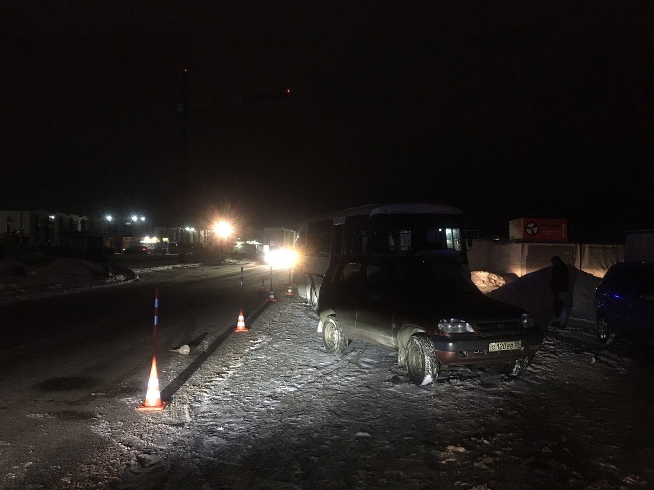 В Омске пассажирский автобус врезался в «ниву» #Новости #Общество #Омск В Омске пассажирский автобус врезался в «ниву» #Новости #Общество #Омск