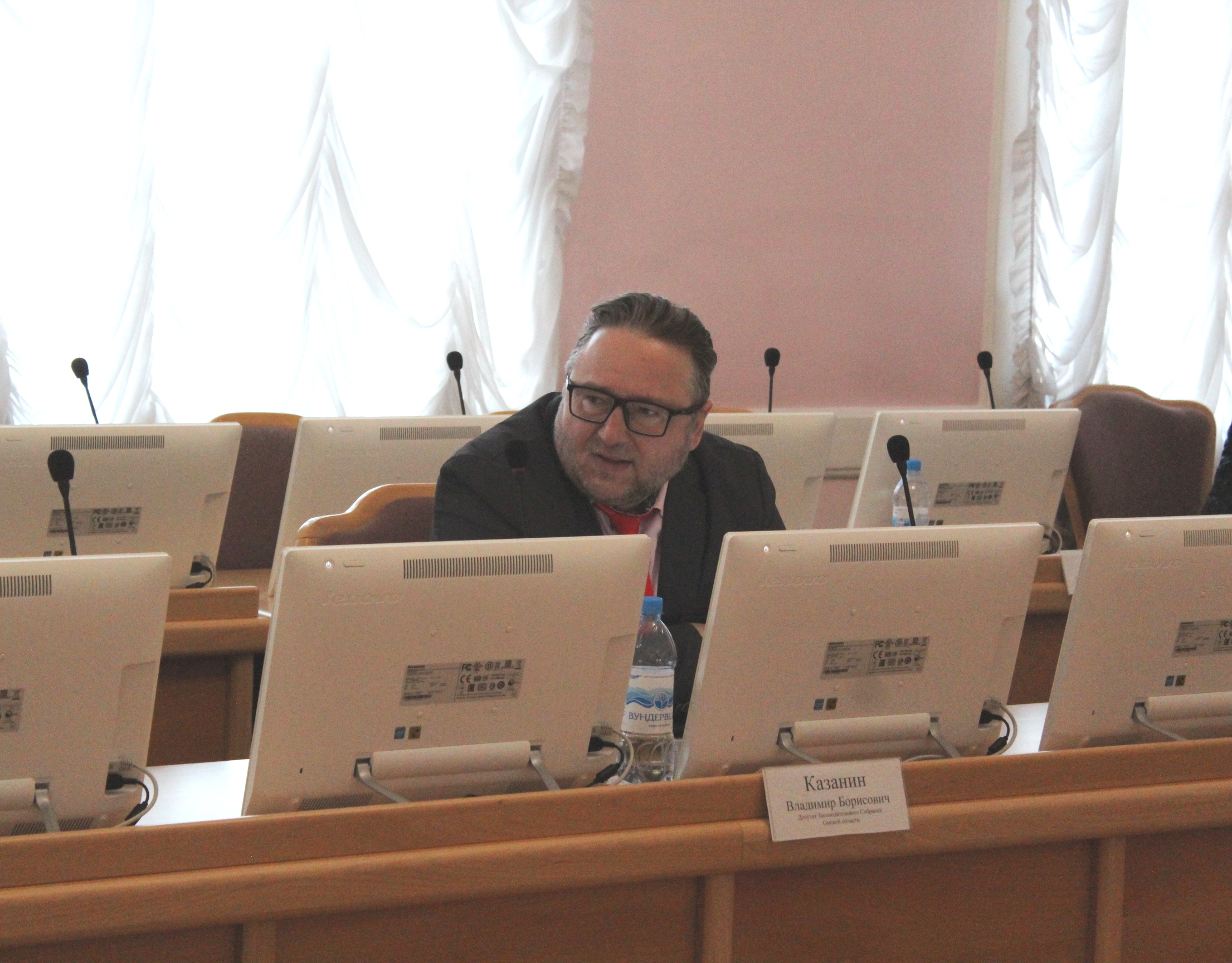В Омске будут жестче наказывать тех, кто слушает музыку по ночам #Новости #Общество #Омск В Омске будут жестче наказывать тех, кто слушает музыку по ночам #Новости #Общество #Омск