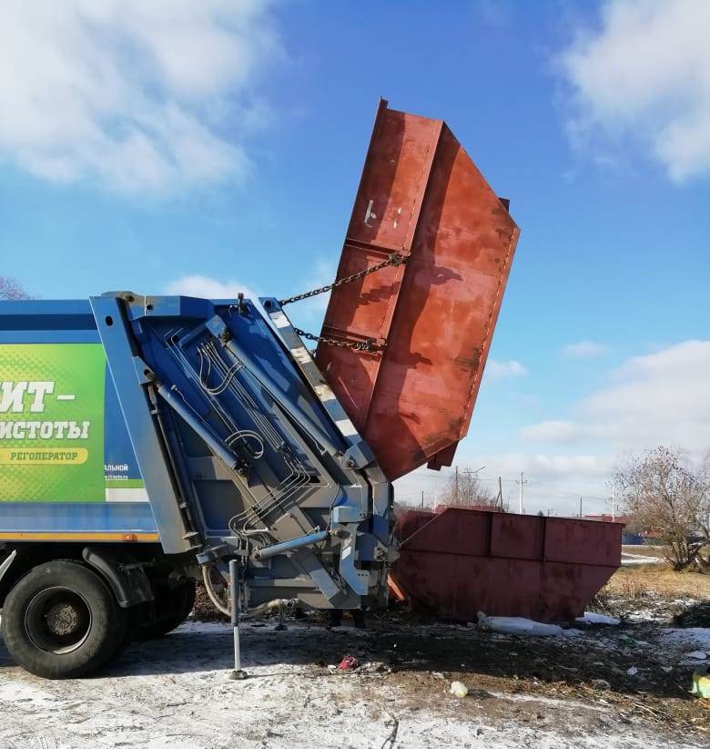 В Омской области мусоровоз раздавил мужчине голову #Новости #Общество #Омск