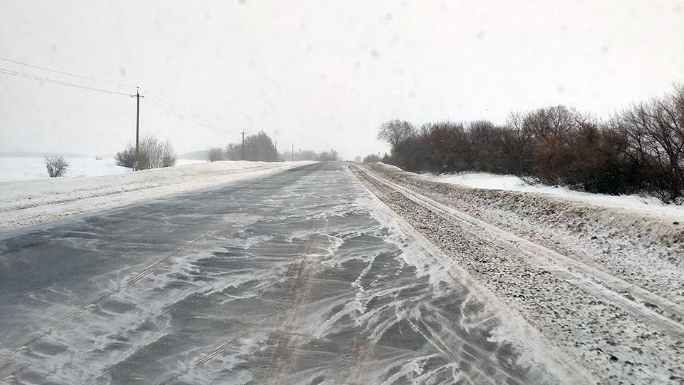 Жителей Омской области предупредили о снежном коллапсе на дорогах #Омск #Общество #Сегодня