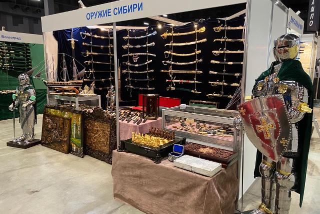 Холодное оружие из омских колоний продавали в Москве #Омск #Общество #Сегодня Холодное оружие из омских колоний продавали в Москве #Омск #Общество #Сегодня