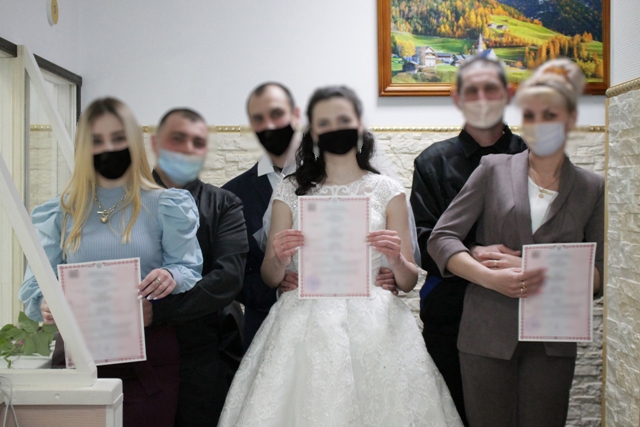 В Омске в исправительном центре для осужденных сыграли свадьбы #Новости #Общество #Омск