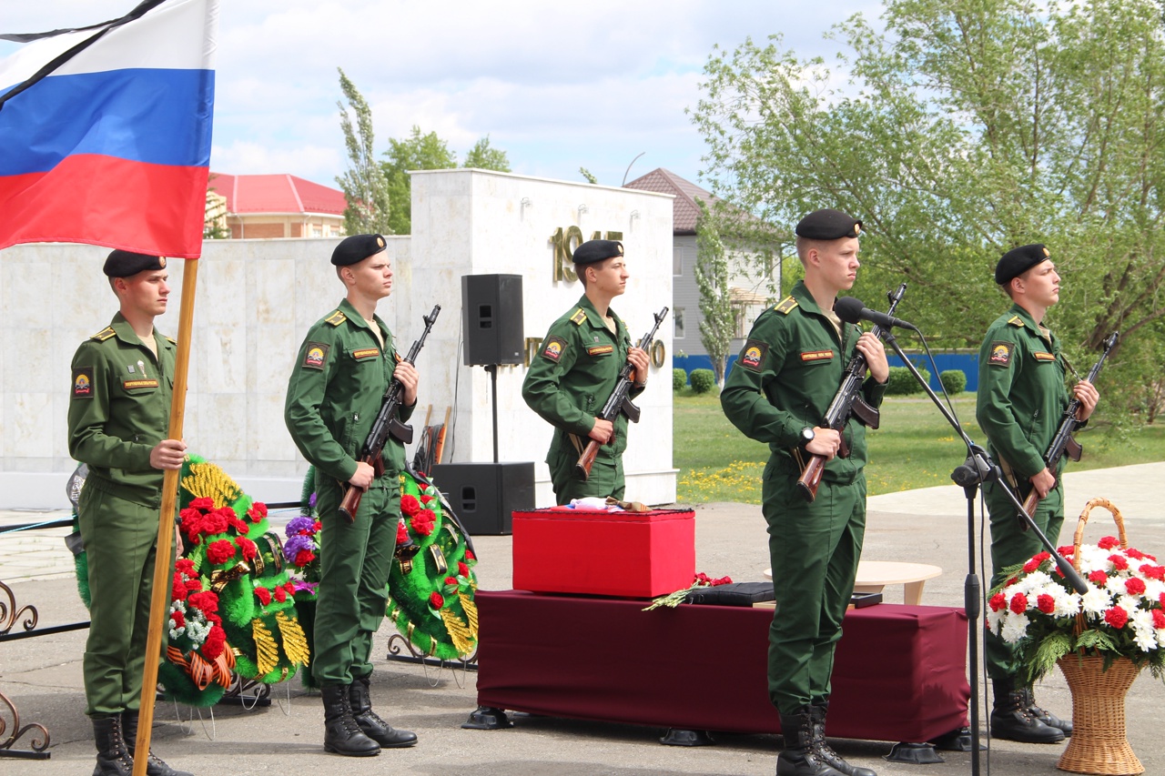 В Омской области перезахоронили солдата, погибшего почти 80 лет назад #Новости #Общество #Омск