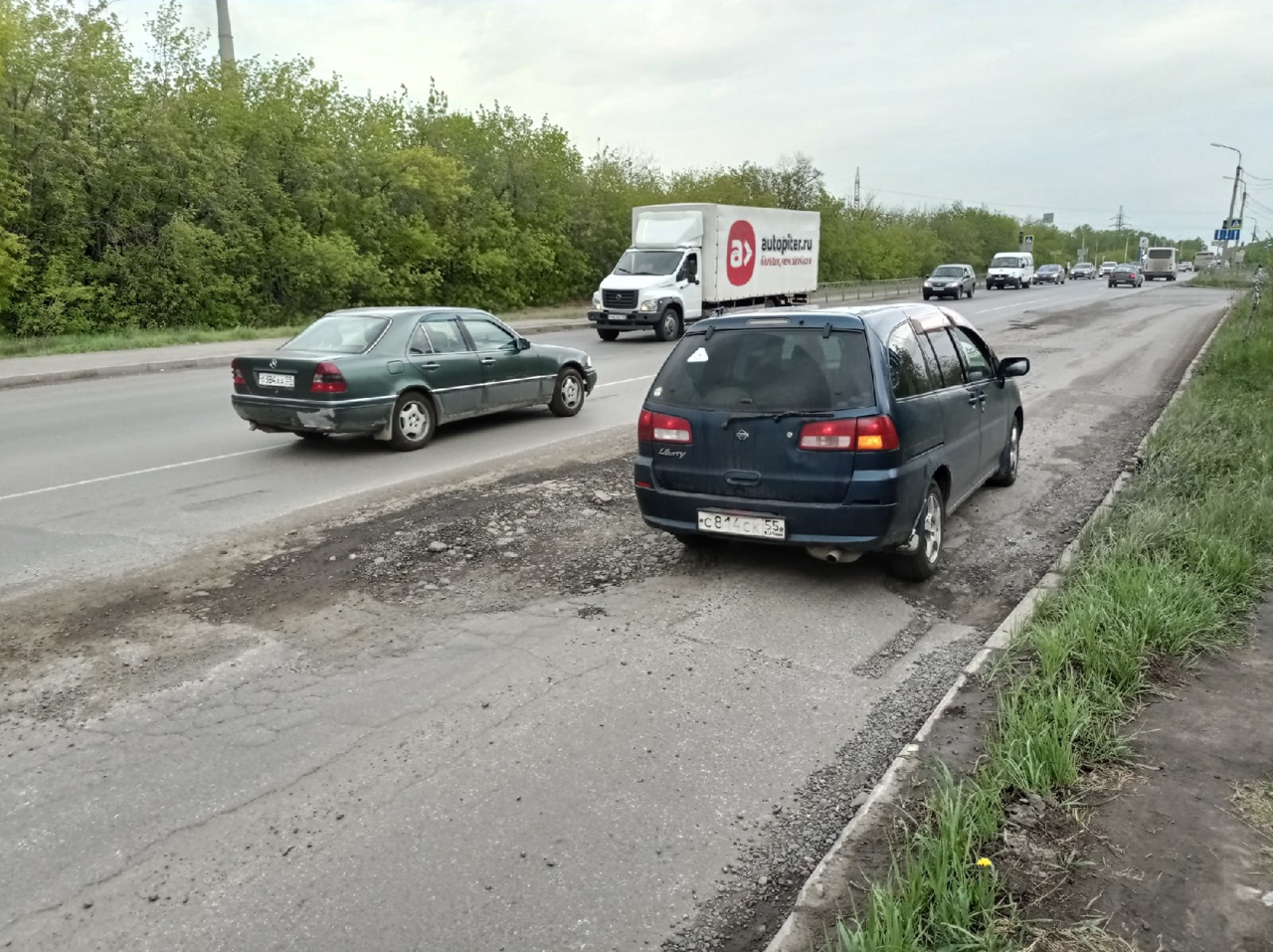 На въезде в Омск «разорвало» дорогу #Омск #Общество #Сегодня На въезде в Омск «разорвало» дорогу #Омск #Общество #Сегодня