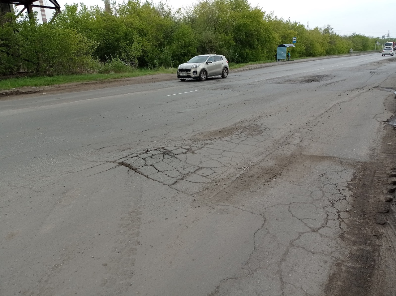 На въезде в Омск «разорвало» дорогу #Омск #Общество #Сегодня На въезде в Омск «разорвало» дорогу #Омск #Общество #Сегодня