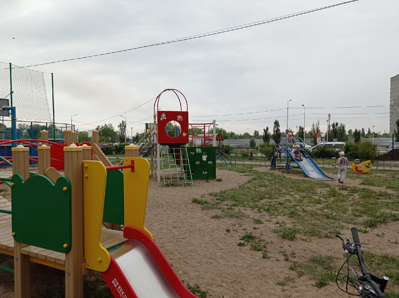 Жителей Омской области не пускали на новые спортплощадки #Новости #Общество #Омск Жителей Омской области не пускали на новые спортплощадки #Новости #Общество #Омск