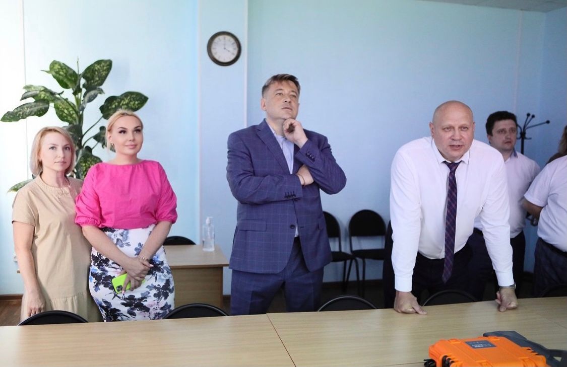 Шелест отметил высокие показатели «Омскэлектро» на конкурсе профмастерства #Омск #Общество #Сегодня Шелест отметил высокие показатели «Омскэлектро» на конкурсе профмастерства #Омск #Общество #Сегодня