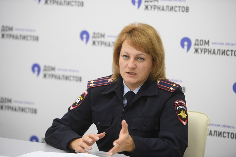 Омичи «доехали» на электросамокатах до Луны, но кататься так и не научились #Новости #Общество #Омск Омичи «доехали» на электросамокатах до Луны, но кататься так и не научились #Новости #Общество #Омск