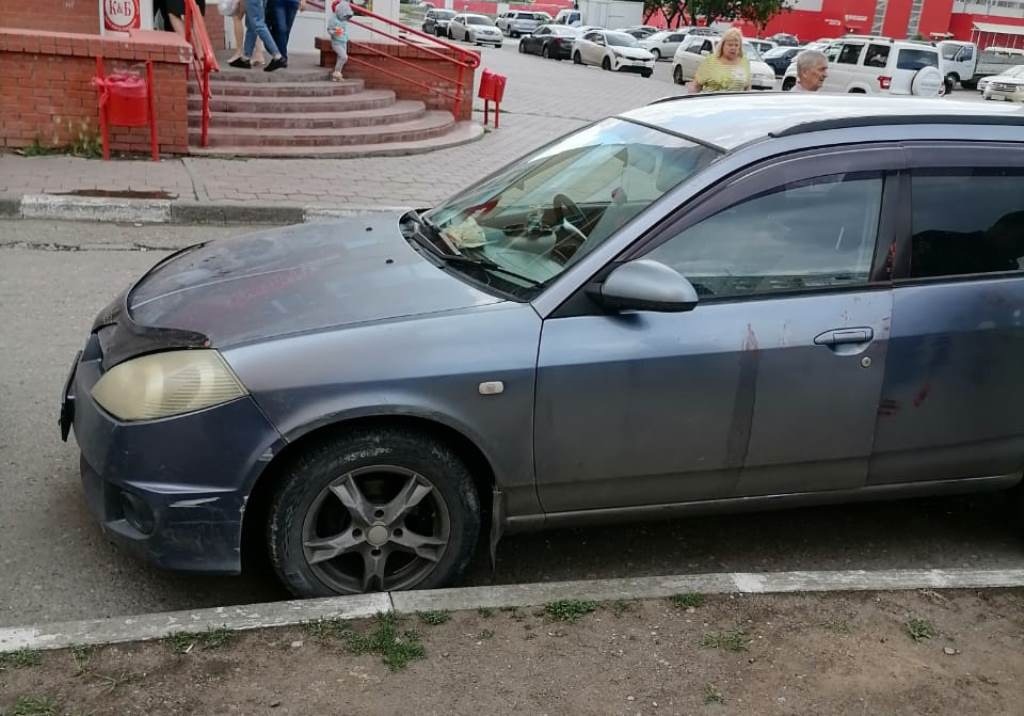 Омич угнал машину своей соседки и поехал кататься по городу #Омск #Общество #Сегодня