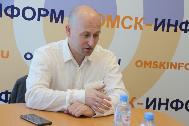 Николай СТАРИКОВ: «Экономика России построена по наклонному принципу: все стекается в центр, в Москву» Николай СТАРИКОВ: «Экономика России построена по наклонному принципу: все стекается в центр, в Москву»