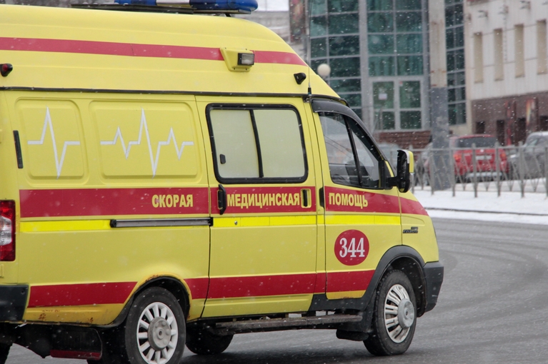 В Омской области пенсионер врезался в скорую: пострадало семь человек #Новости #Общество #Омск