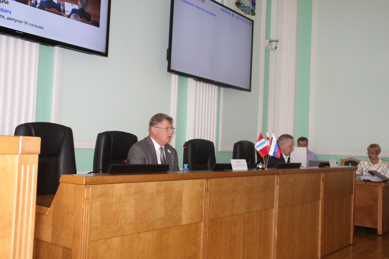 «Выпускной» в Омском горсовете: депутаты отсидели последний «урок» #Новости #Общество #Омск «Выпускной» в Омском горсовете: депутаты отсидели последний «урок» #Новости #Общество #Омск