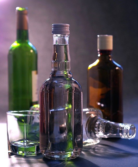 В России на 35 % сократилось количество иностранного алкоголя #Омск #Общество #Сегодня