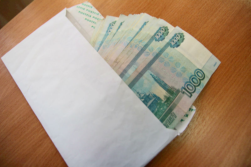В Омске будут судить преподавателя вуза за взятку сотруднику ФСБ #Омск #Общество #Сегодня