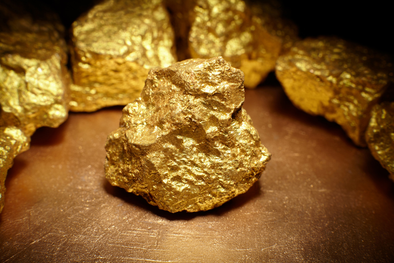 В Омск с Чукотки отправили 28 кг золота, но контейнер не доехал #Новости #Общество #Омск
