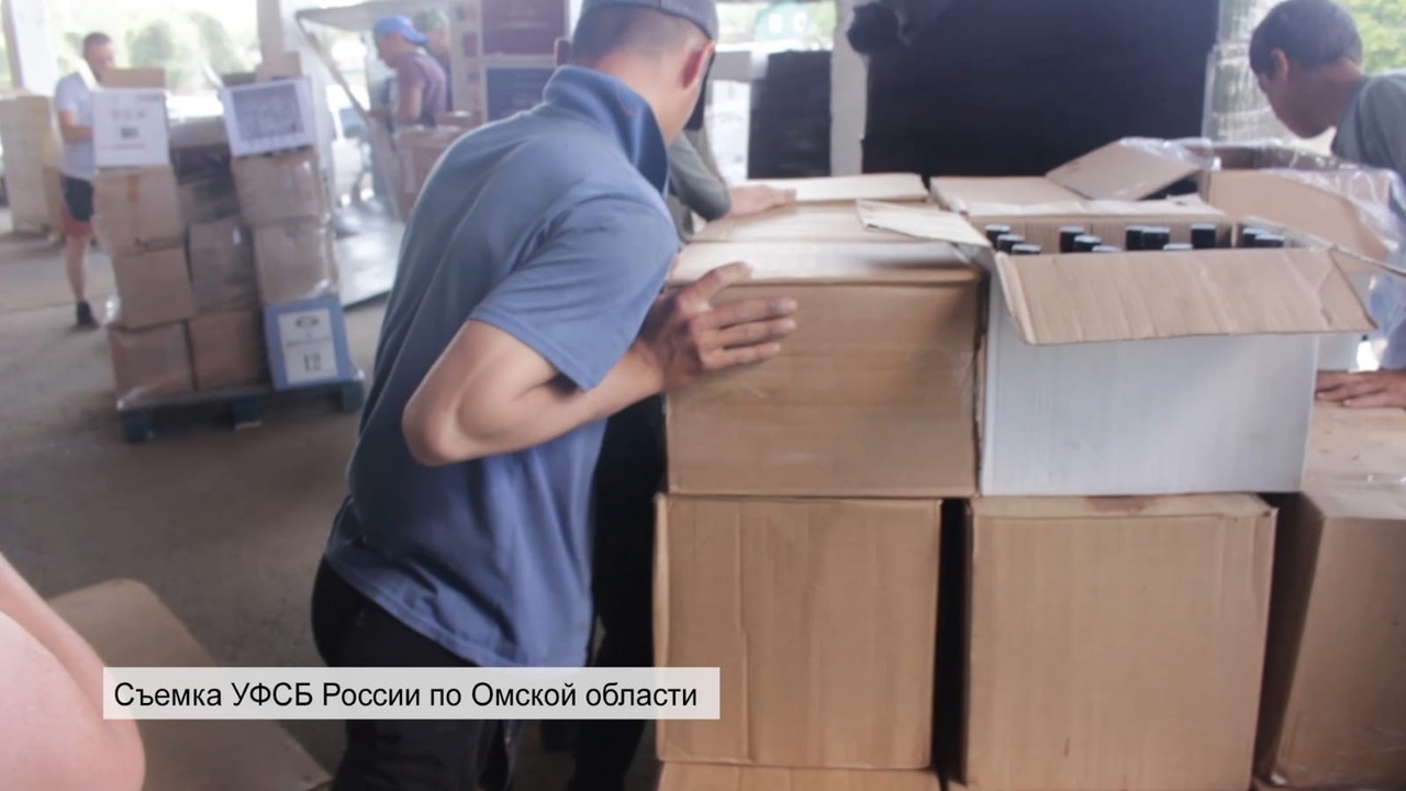 У омской семьи забрали 87 тысяч бутылок «левой» водки и другого алкоголя #Новости #Общество #Омск