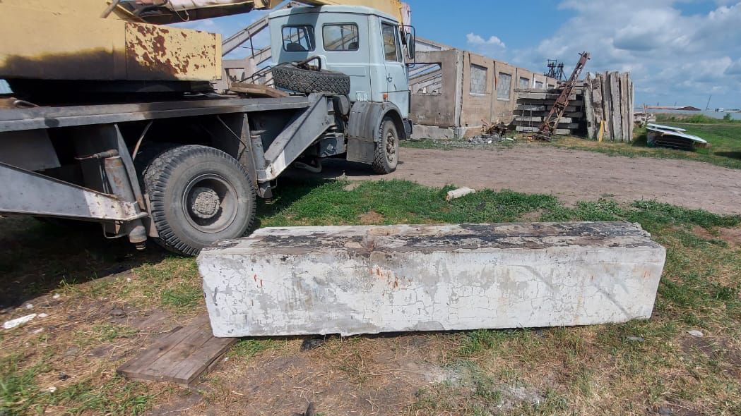 В Омской области на рабочего упал бетонный блок #Омск #Общество #Сегодня В Омской области на рабочего упал бетонный блок #Омск #Общество #Сегодня