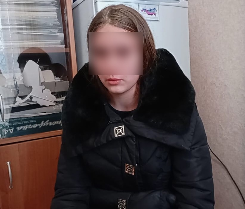 Омских подростков, которых подозревают в убийстве семьи, выдал пушистый ковер #Новости #Общество #Омск