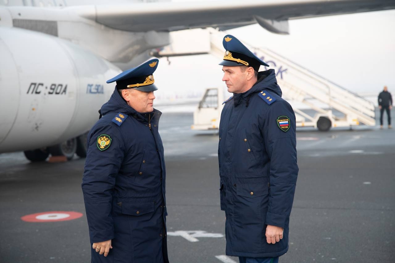 В Омск прилетел генпрокурор Краснов #Омск #Общество #Сегодня В Омск прилетел генпрокурор Краснов #Омск #Общество #Сегодня