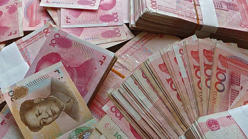 Омичи стали охотнее хранить свои сбережения в китайской валюте #Омск #Общество #Сегодня