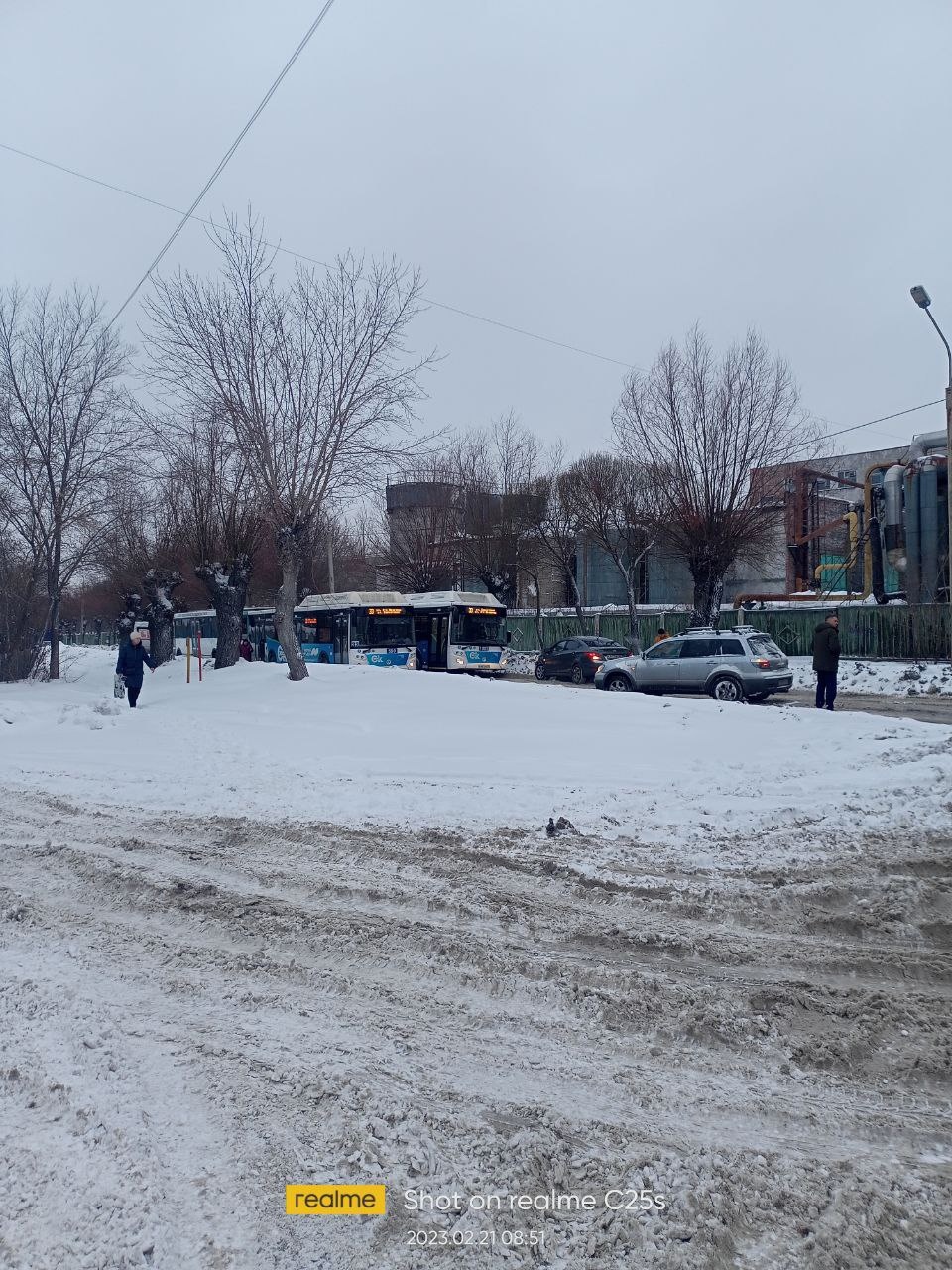 В Омске грузовик провалился под землю #Омск #Общество #Сегодня