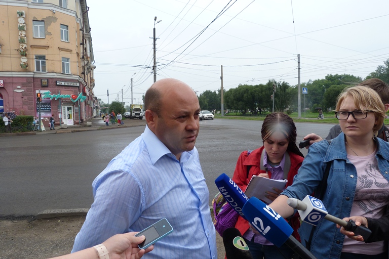 «Сложно было говорить на одном языке»: омские дорожники высказались об отставке Заева #Омск #Общество #Сегодня «Сложно было говорить на одном языке»: омские дорожники высказались об отставке Заева #Омск #Общество #Сегодня