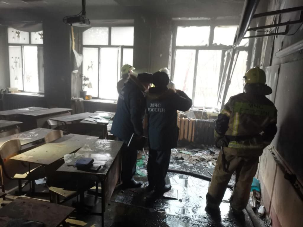 В омской школе произошел пожар #Омск #Общество #Сегодня