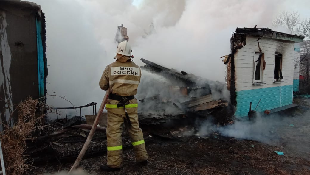 На пожаре в Омской области погибли 2 человека #Новости #Общество #Омск