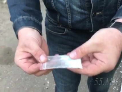 Омская парочка распространяла героин, но не смогла на этом заработать #Омск #Общество #Сегодня Омская парочка распространяла героин, но не смогла на этом заработать #Омск #Общество #Сегодня