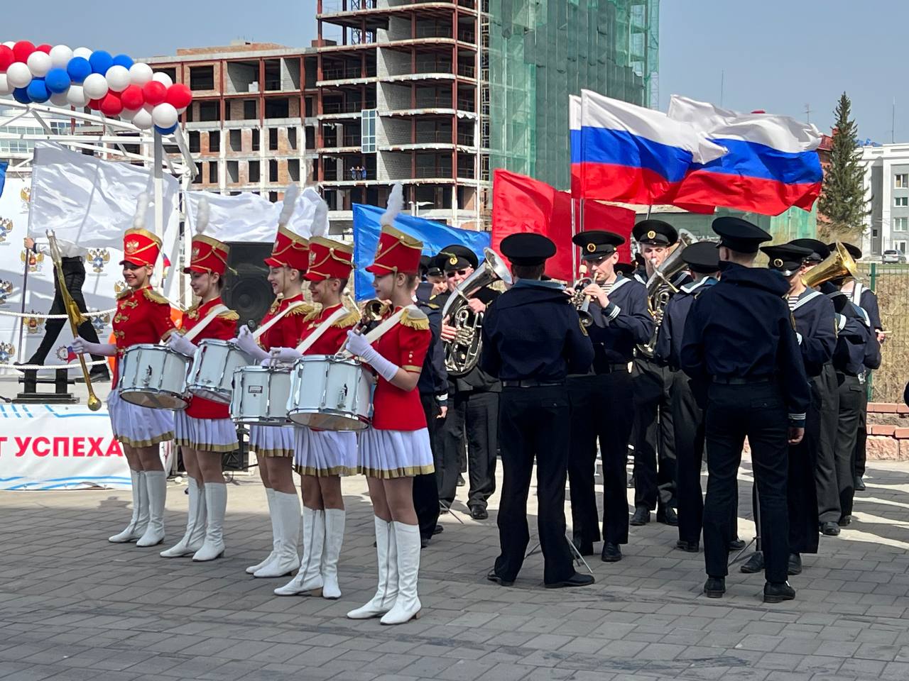 В Омске впервые за 4 года состоялся парад судов #Омск #Общество #Сегодня