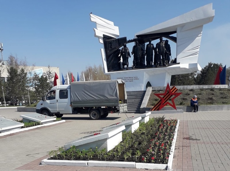 Мерзлая земля: успеют ли Омск засадить цветами перед Днем Победы? #Новости #Общество #Омск