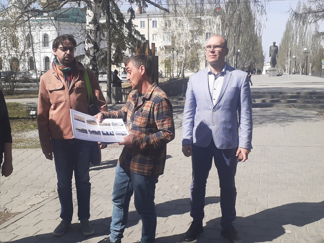 Омич попросил Хоценко убрать причал из Воскресенского сквера #Омск #Общество #Сегодня Омич попросил Хоценко убрать причал из Воскресенского сквера #Омск #Общество #Сегодня