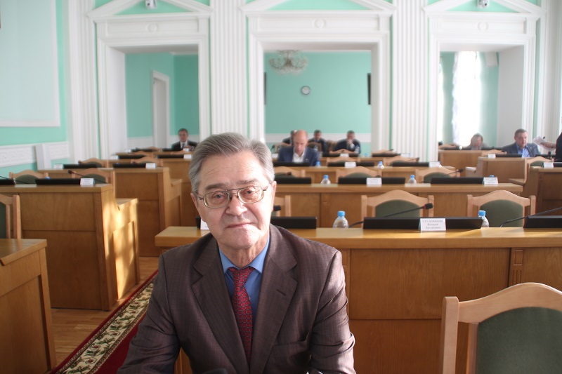 «Штучный товар»: почему омские бюджетники получают в 100 раз меньше хоккеистов «Авангарда»? #Новости #Общество #Омск