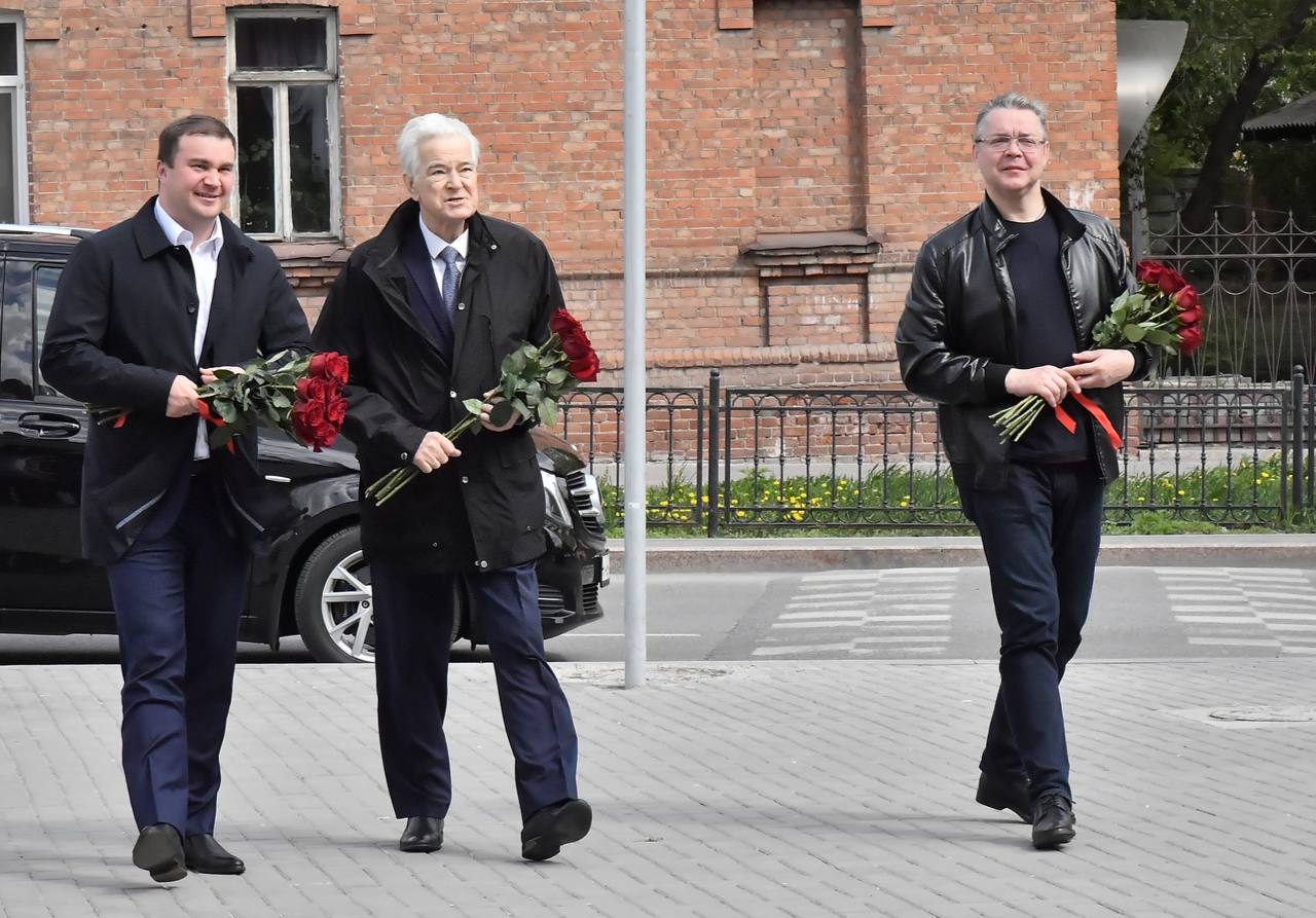 Хоценко хочет торжественно отметить 100-летие Манякина #Новости #Общество #Омск Хоценко хочет торжественно отметить 100-летие Манякина #Новости #Общество #Омск