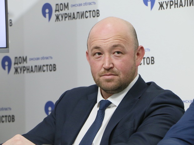 Омские единороссы держат интригу с новым депутатом Заксобрания #Омск #Общество #Сегодня