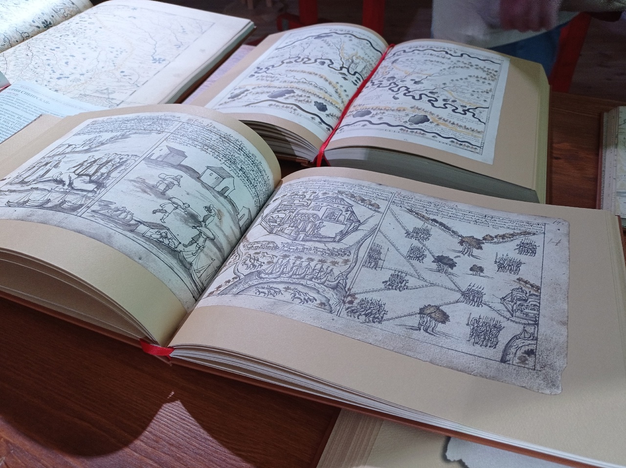Передачу уникальных книг «Омской крепости» отметили стрельбой из пушек #Новости #Общество #Омск Передачу уникальных книг «Омской крепости» отметили стрельбой из пушек #Новости #Общество #Омск
